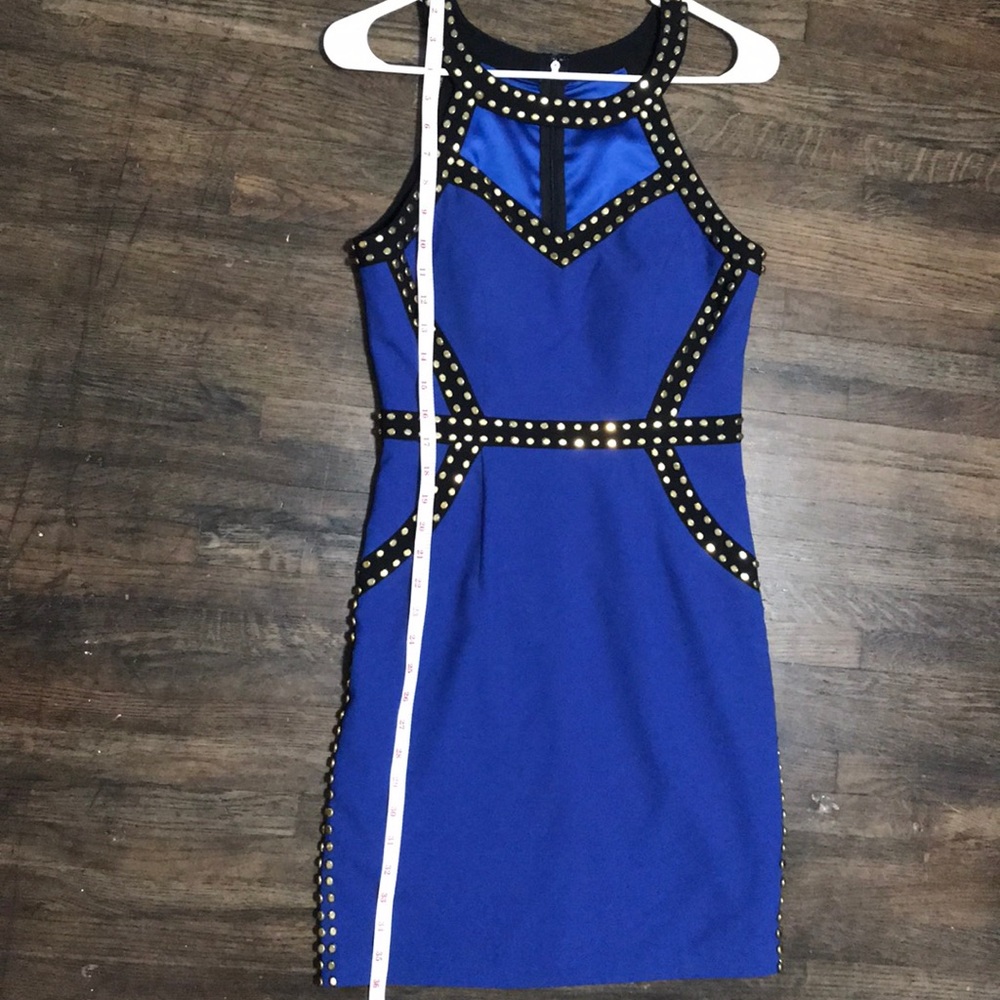 Dress - Picture 4 of 6